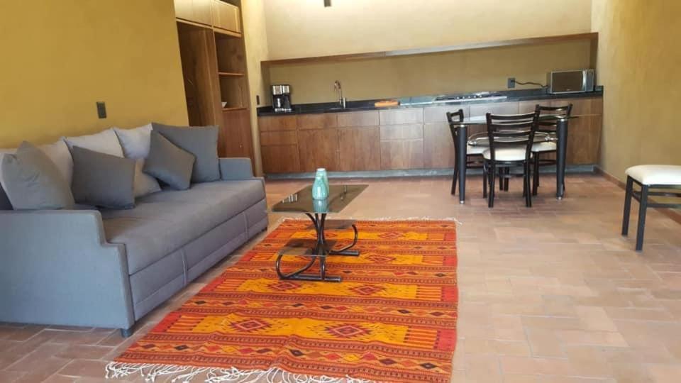 Hostal Villa Quieta Tepoztlan Εξωτερικό φωτογραφία